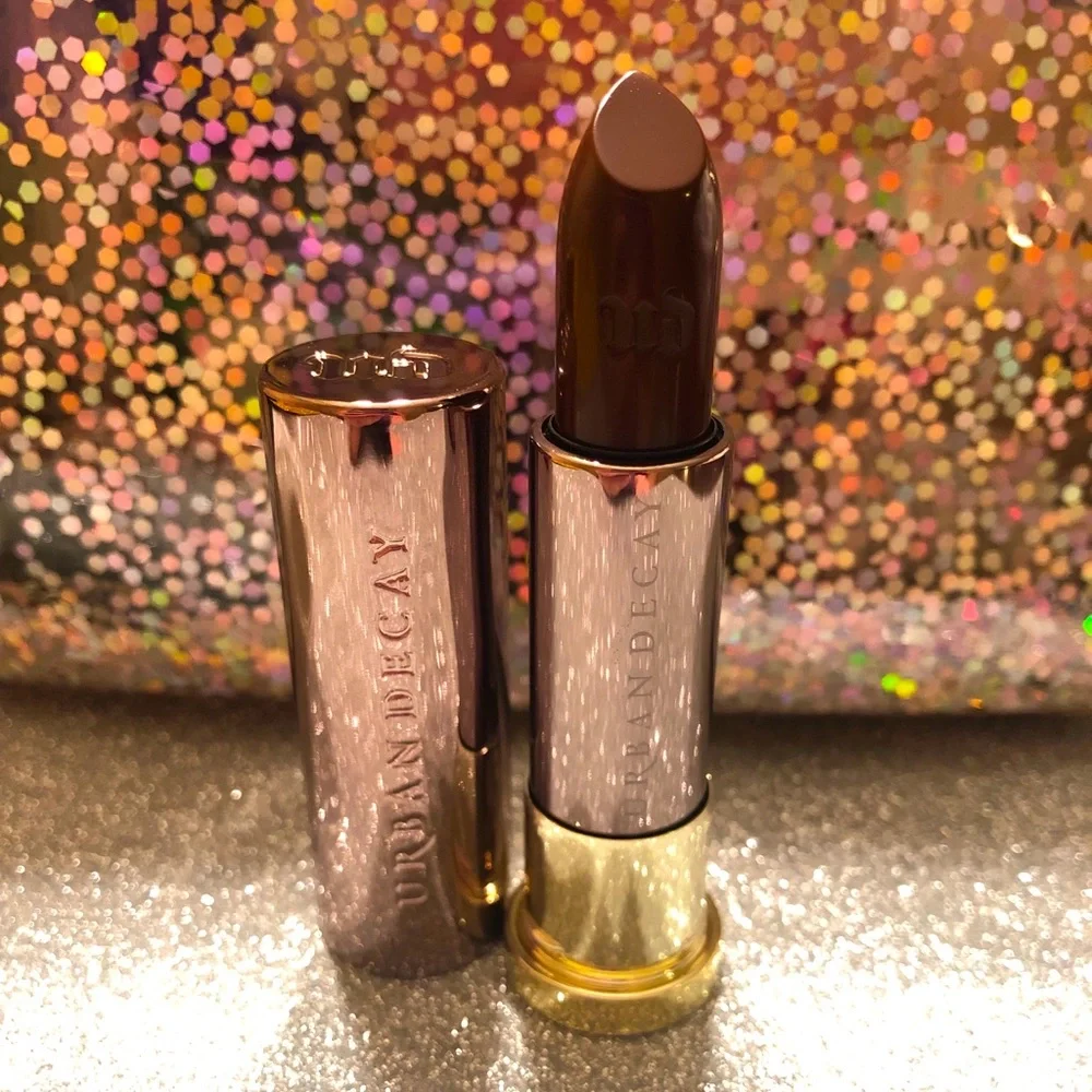 BNIB! Urban Decay Vice Lipstick π in Disturbed - Picture 1 of 6